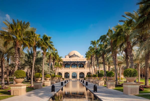 Top Five Dubai Hotels 2022: A Tale of Arabic Luxury