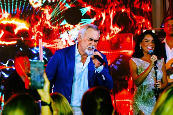 Spectacular show at the Yacht Club of Monaco by Berin Iglesias Art