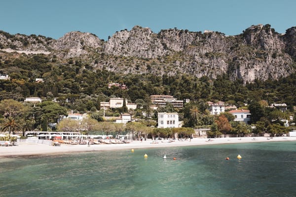 Sunny Times: Top Plages of the French Riviera 2022